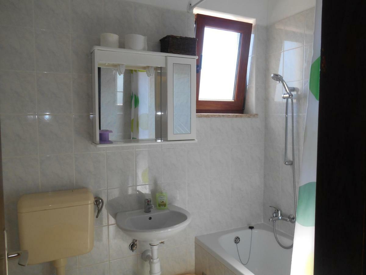 Appartamento Miadea Rovinjsko Selo Esterno foto